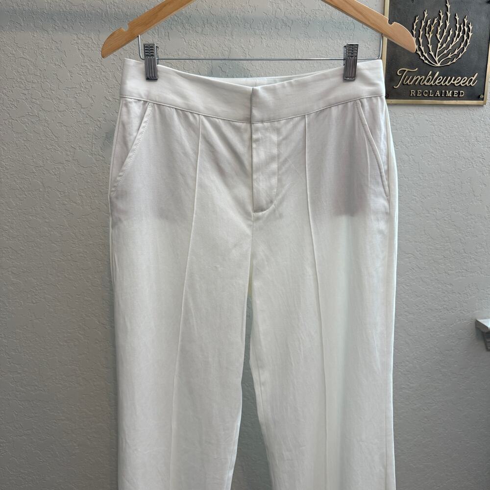 Women's Alice & Olivia White Seamed Flare Bottom Dress Pants Size 8 NWOT - Picture 3 of 13